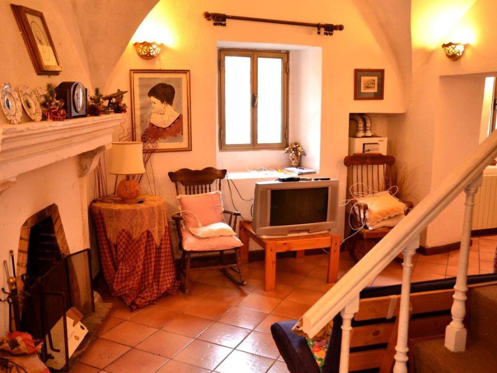 intera palazzina in vendita ad Ovindoli