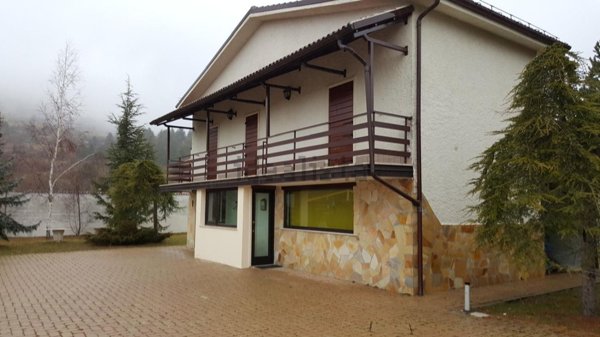 casa indipendente in vendita ad Ovindoli