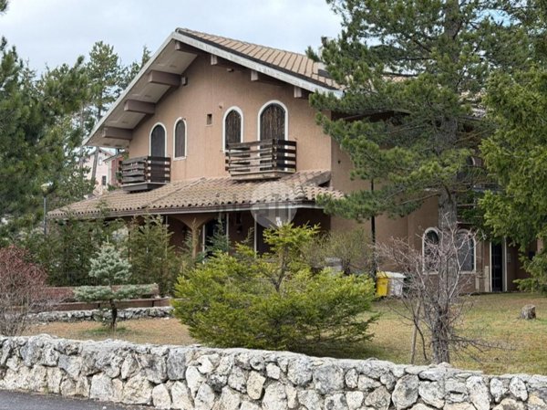 appartamento in vendita ad Ovindoli