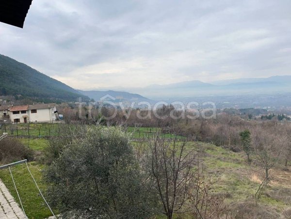 appartamento in vendita ad Ovindoli in zona Casalmartino