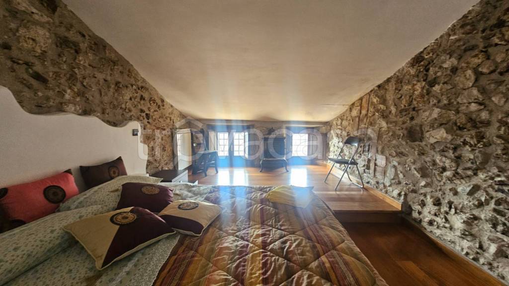 casa indipendente in vendita ad Ovindoli