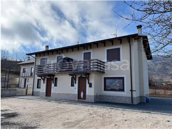 casa indipendente in vendita ad Ovindoli
