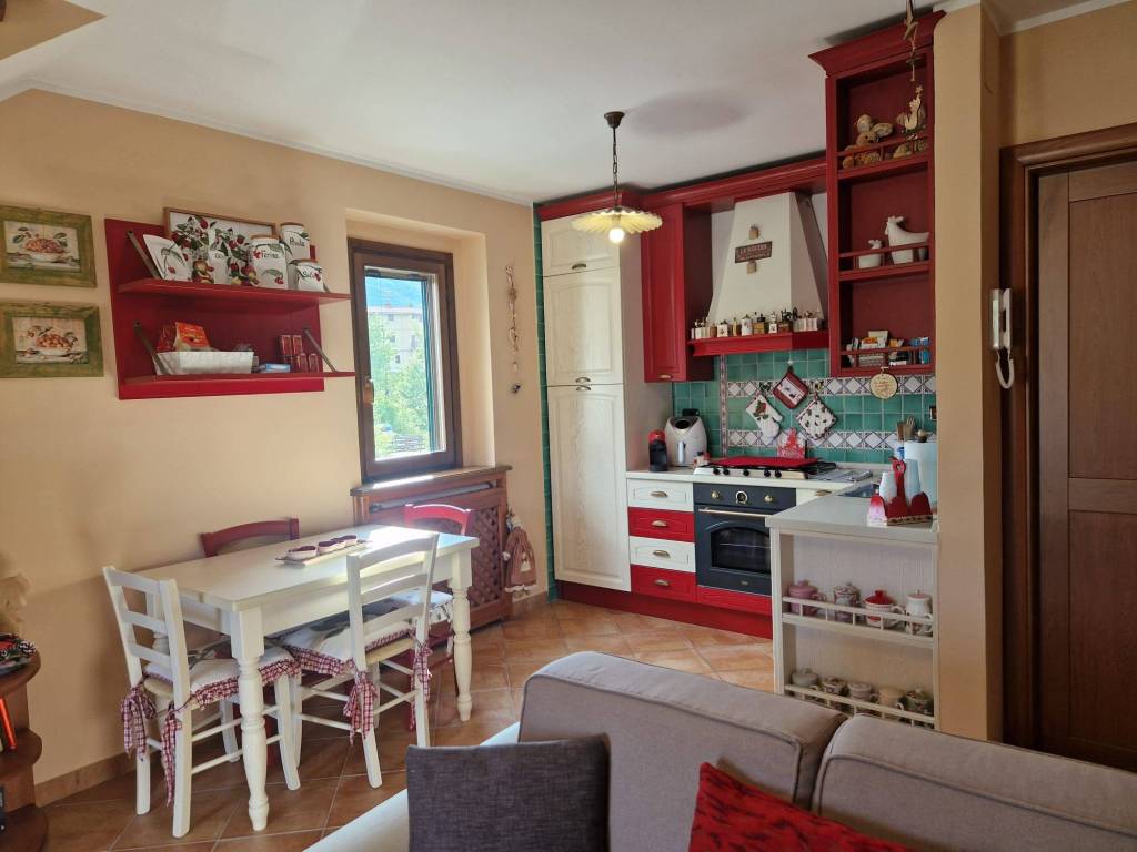 appartamento in vendita ad Ovindoli