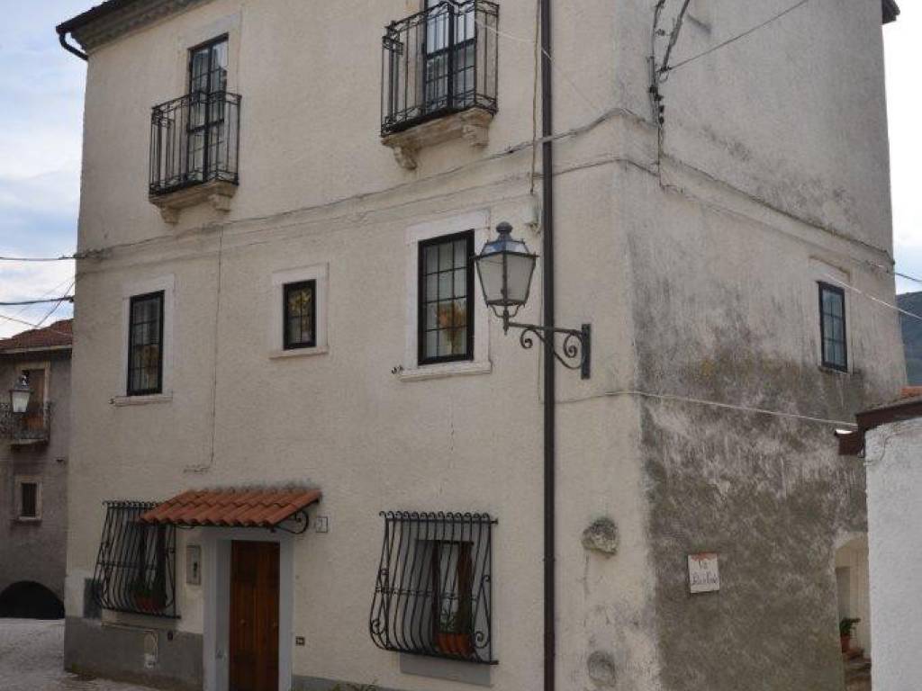 casa indipendente in vendita ad Ovindoli