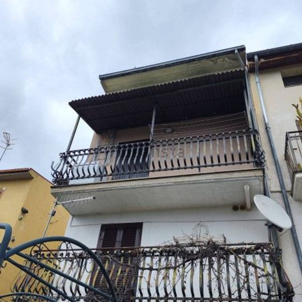 appartamento in vendita ad Ovindoli in zona Casalmartino
