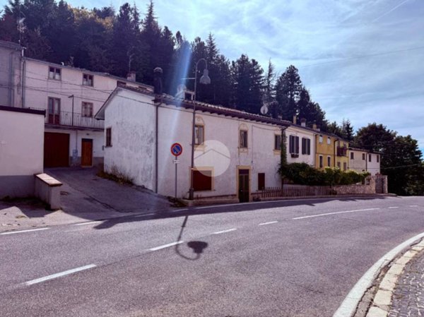 casa indipendente in vendita ad Ovindoli