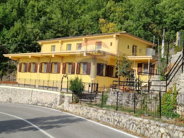 negozio in vendita a Pacentro