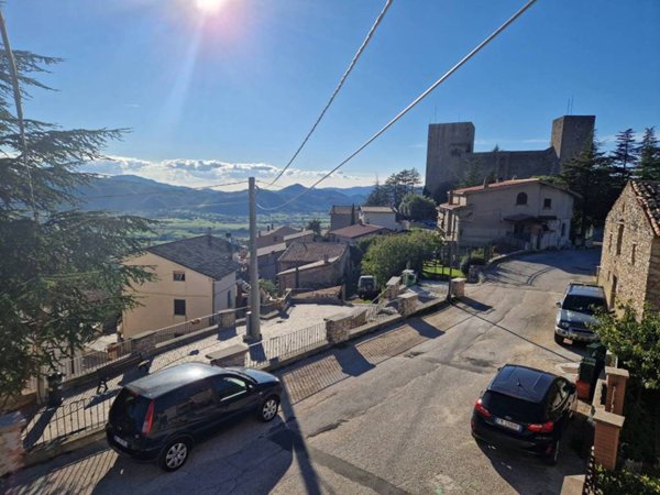 appartamento in vendita a Pereto