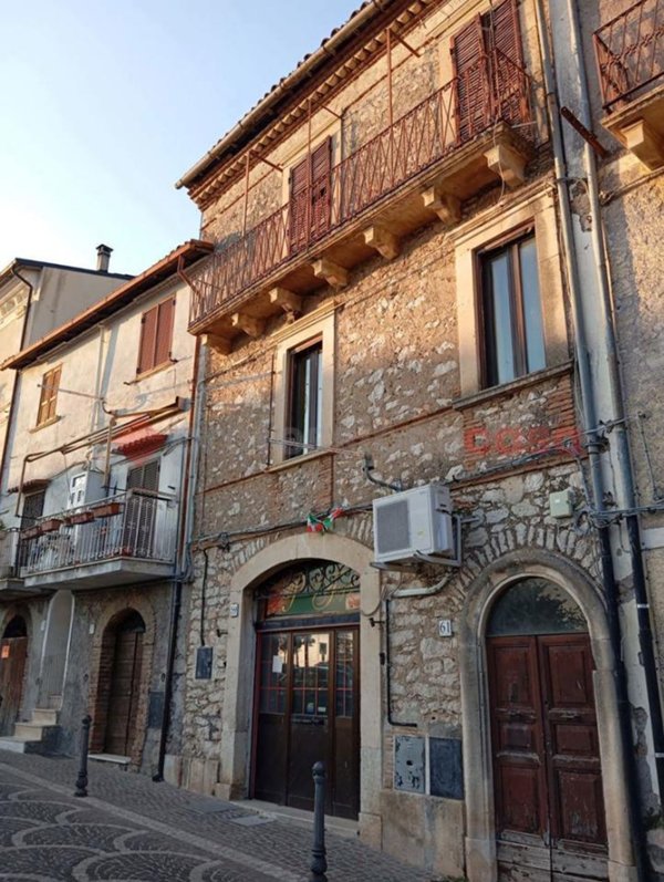 appartamento in vendita a Pereto