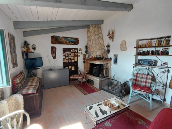 appartamento in vendita a Pereto