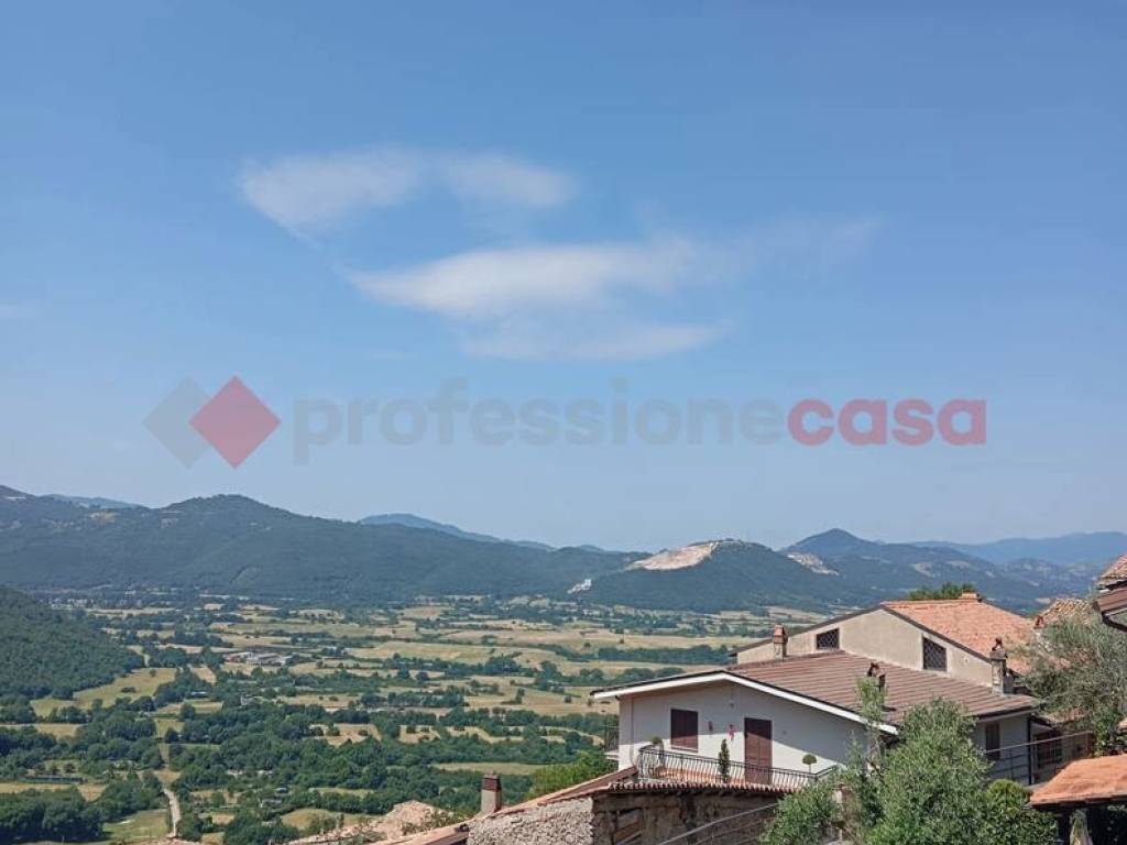 appartamento in vendita a Pereto