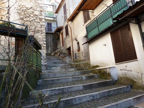 appartamento in vendita a Pereto