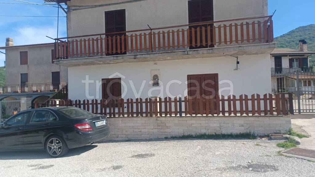 appartamento in vendita a Pereto