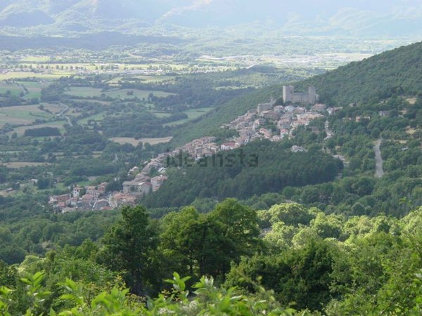 appartamento in vendita a Pereto