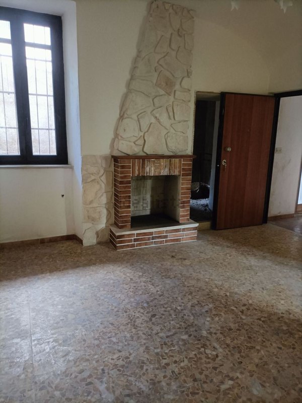 appartamento in vendita a Pereto