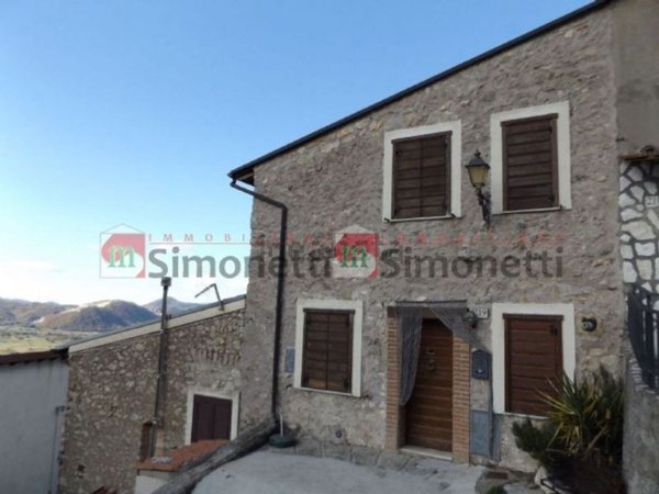 appartamento in vendita a Pereto