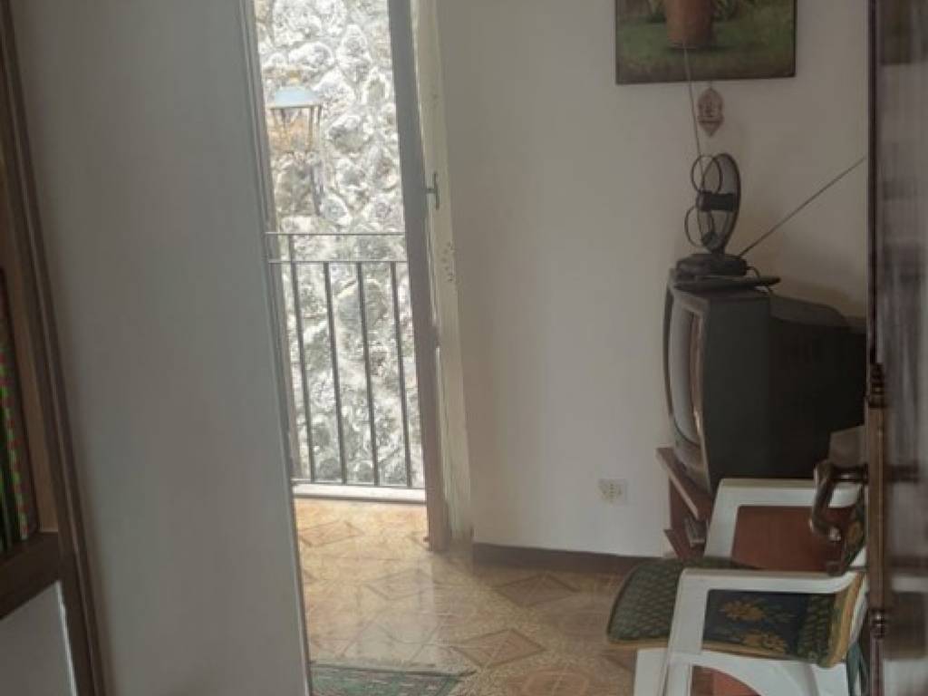 casa indipendente in vendita a Pereto