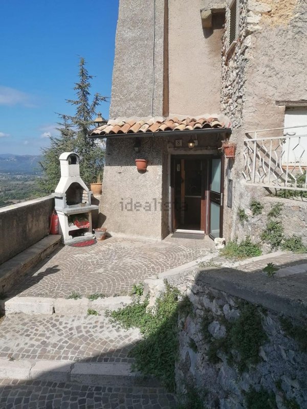 appartamento in vendita a Pereto