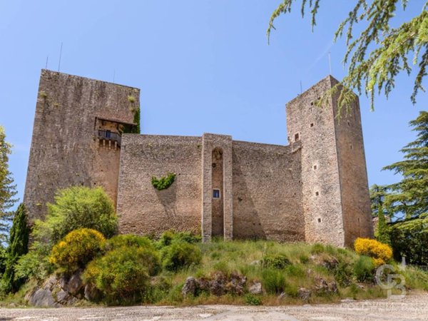 casa indipendente in vendita a Pereto