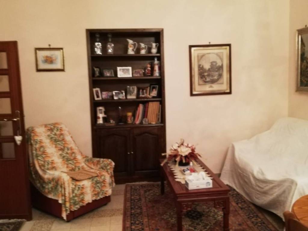 appartamento in vendita a Pereto