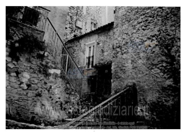 villa in vendita a Pereto