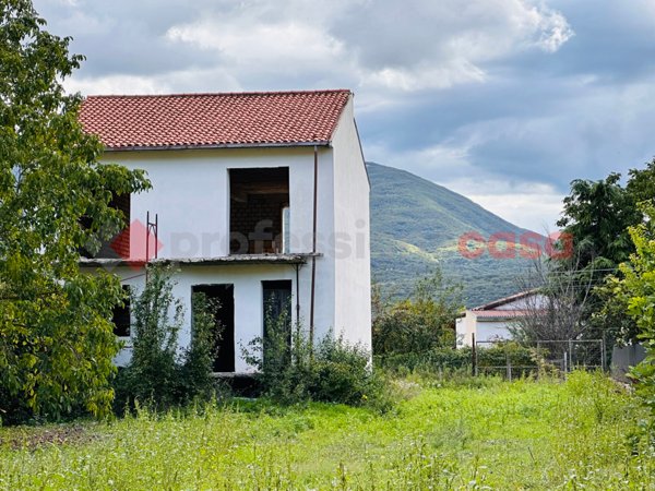 casa indipendente in vendita a Pescasseroli