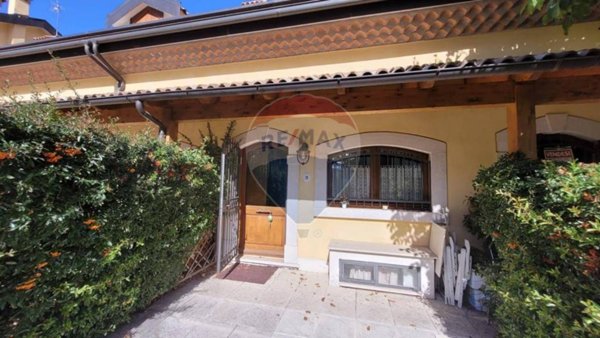 casa indipendente in vendita a Pescasseroli