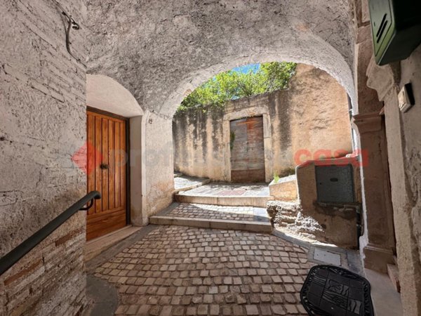 casa indipendente in vendita a Pescasseroli