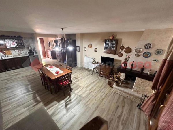 casa indipendente in vendita a Pescasseroli