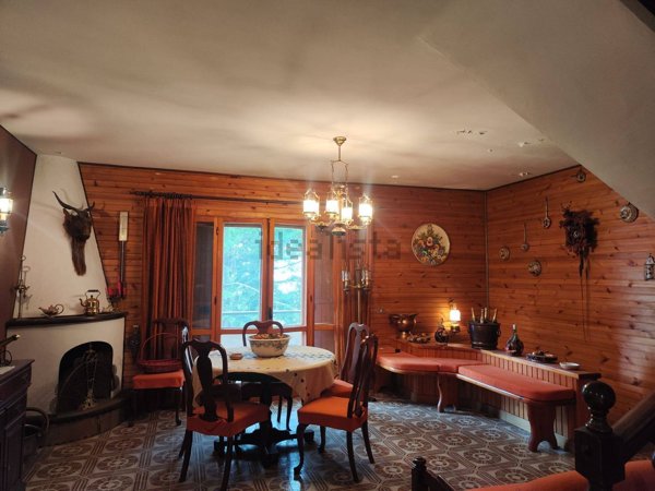 esavano in vendita a Pescasseroli