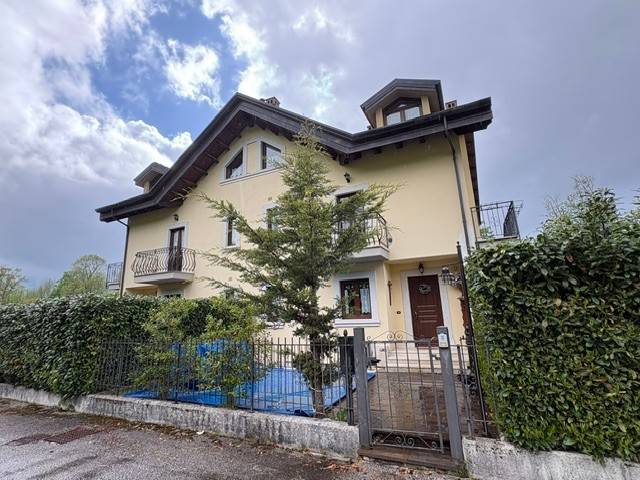 appartamento in vendita a Pescasseroli