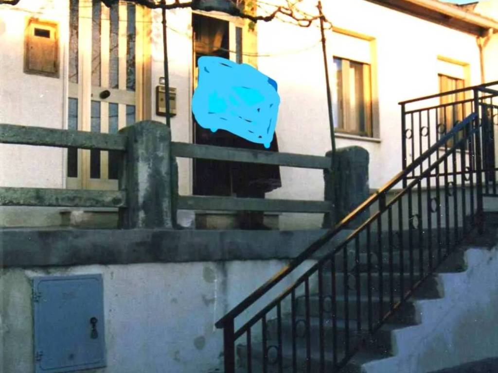 casa indipendente in vendita a Pescina