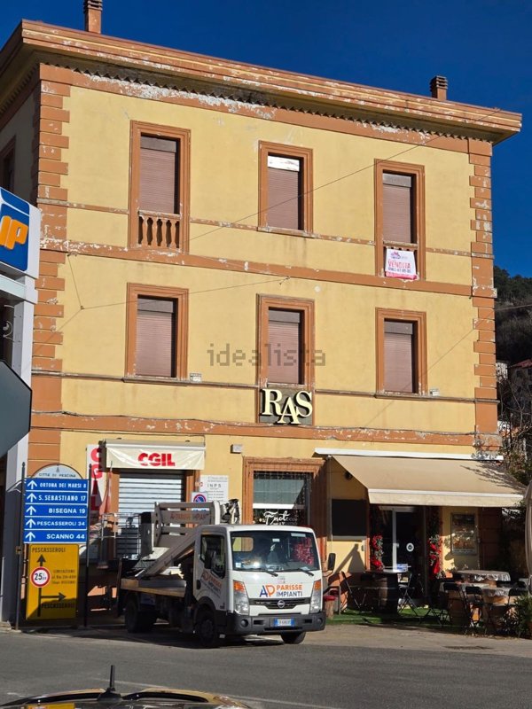 locale commerciale in vendita a Pescina