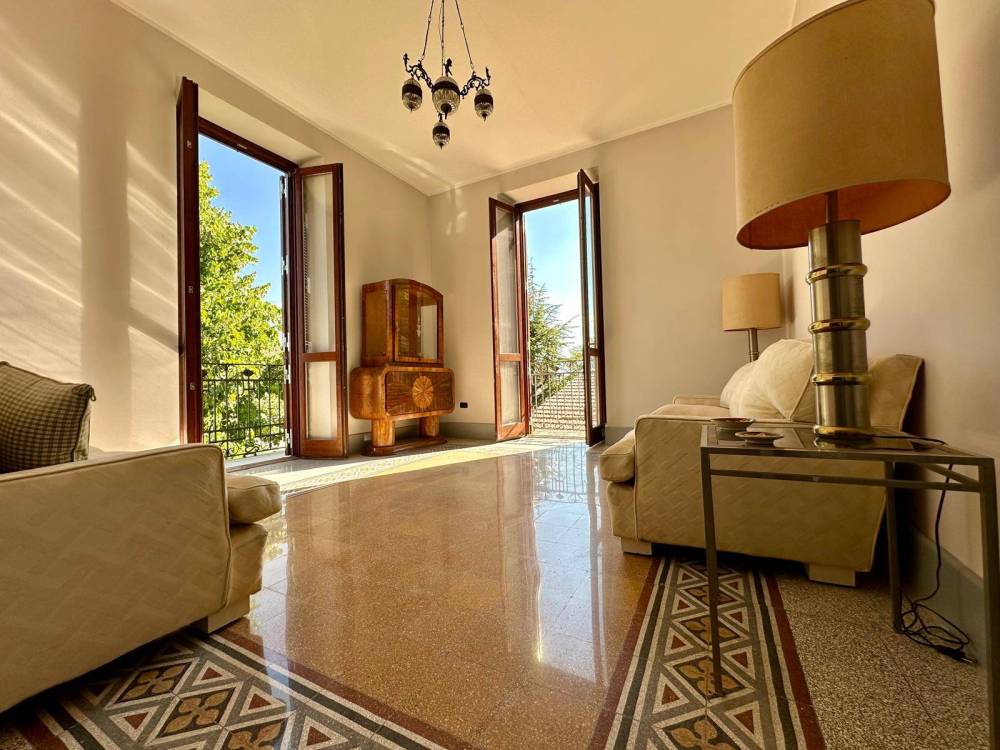 casa indipendente in vendita a Pescina