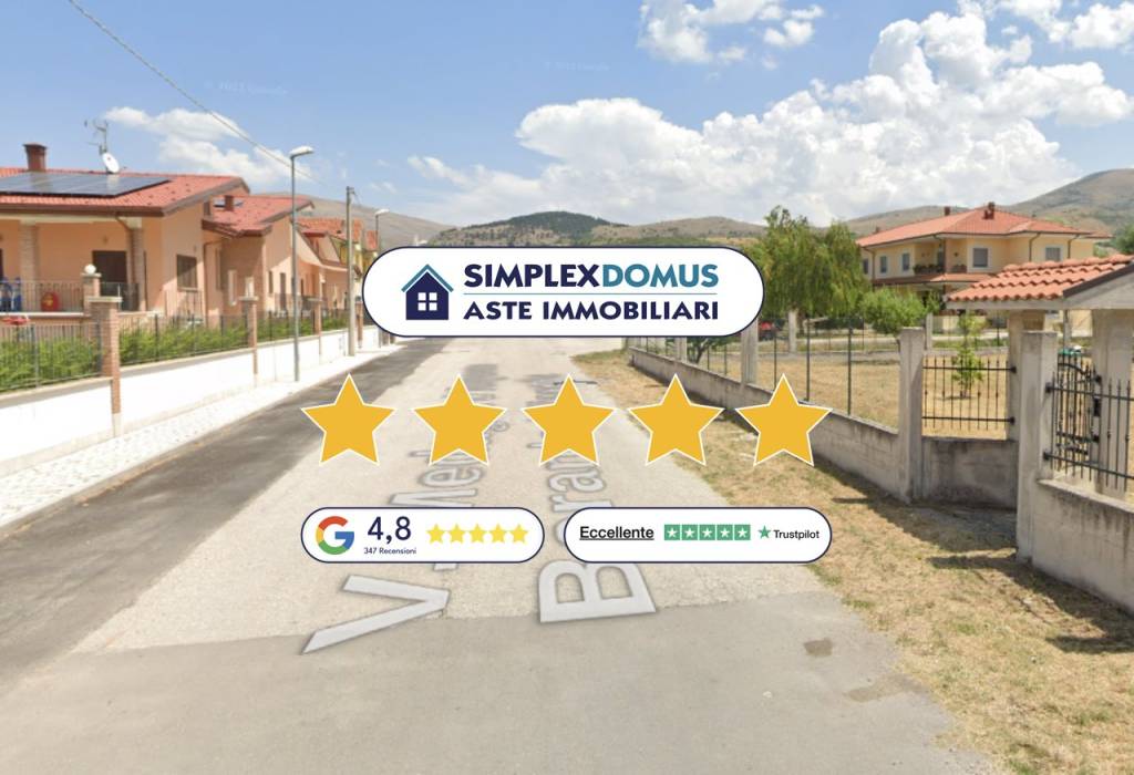 casa indipendente in vendita a Pescina