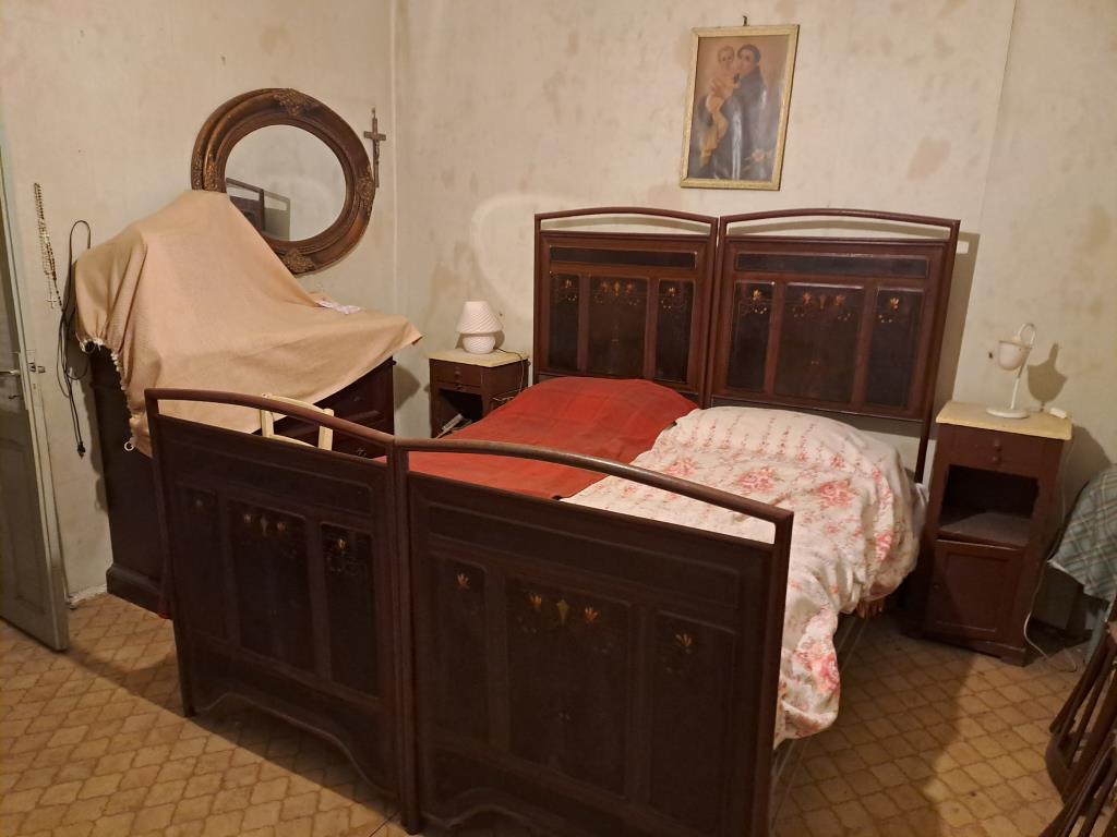 casa indipendente in vendita a Pescina