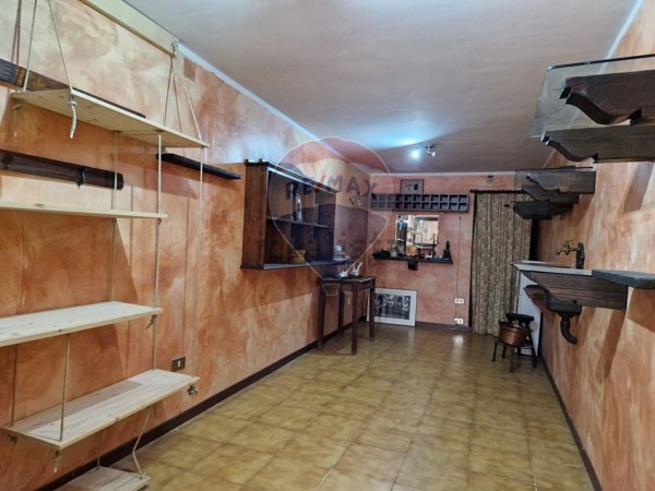 locale commerciale in vendita a Pescocostanzo