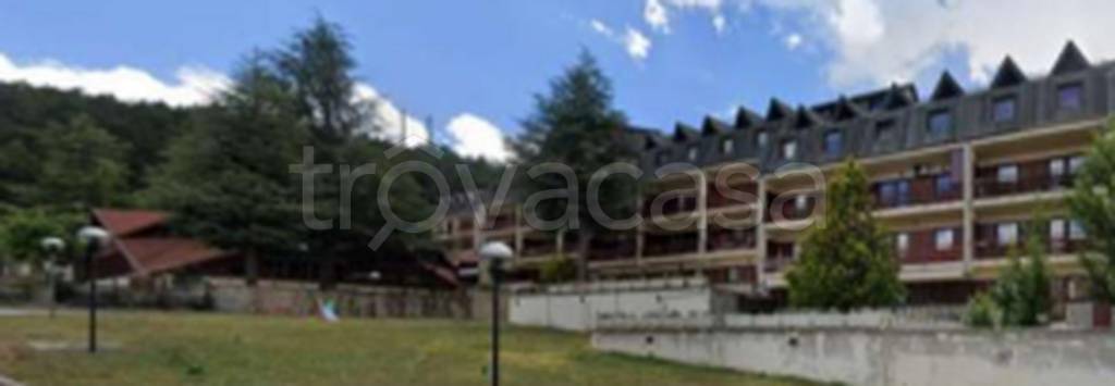 locale commerciale in vendita a Pescocostanzo