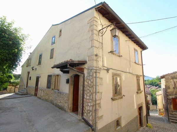 casa indipendente in vendita a Pescocostanzo