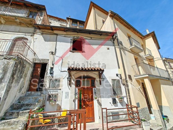 appartamento in vendita a Pettorano sul Gizio
