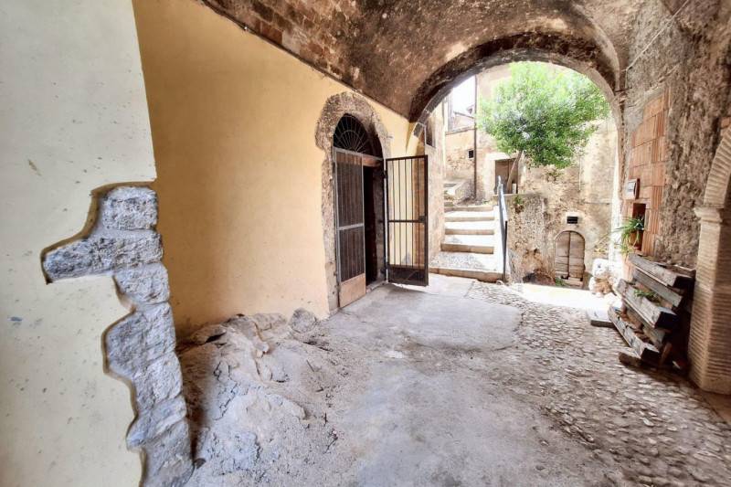 locale di sgombero in vendita a Pettorano sul Gizio