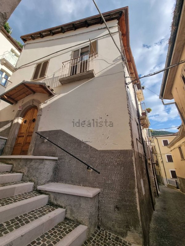 casale in vendita a Pettorano sul Gizio