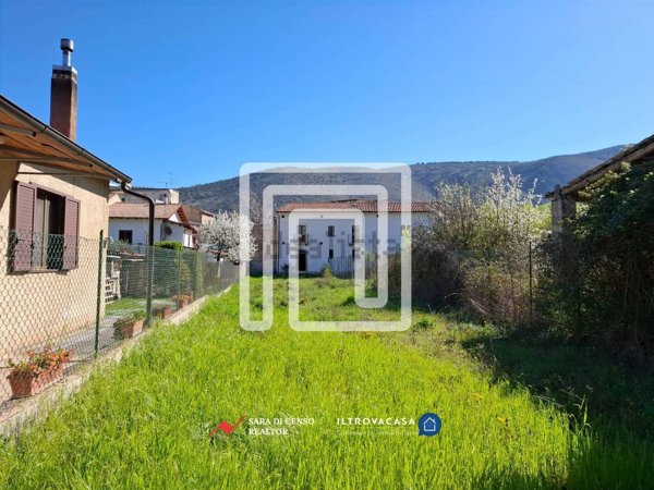 casa indipendente in vendita a Pettorano sul Gizio