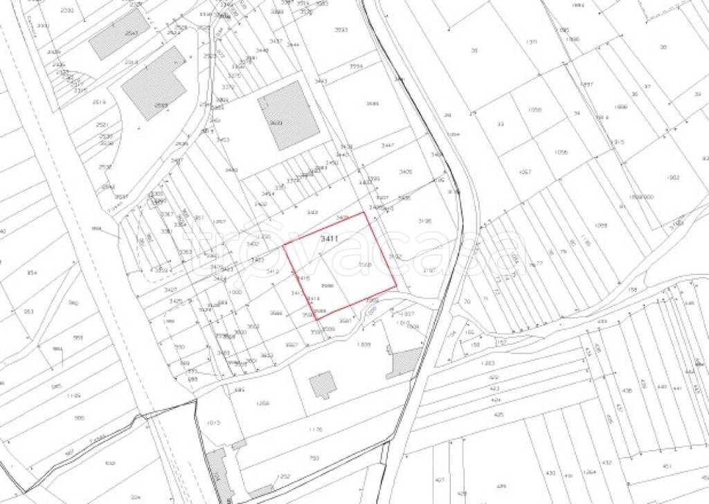 terreno edificabile in vendita a Pizzoli