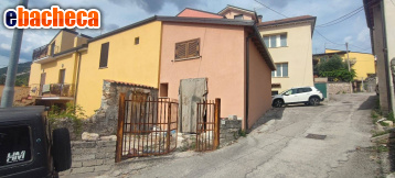 casa indipendente in vendita a Pizzoli