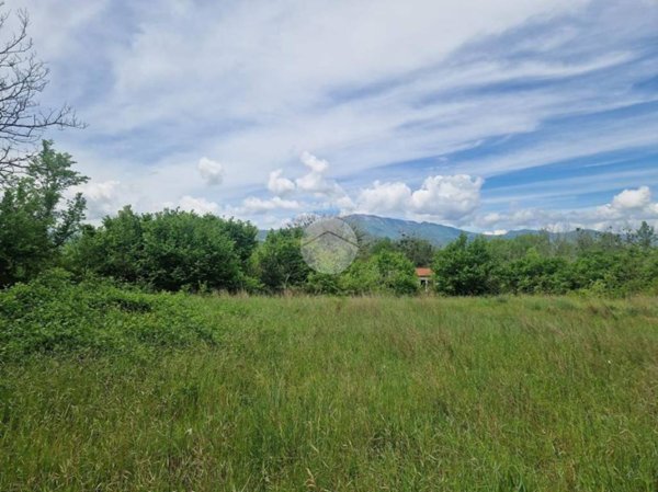 terreno edificabile in vendita a Pizzoli in zona Cavallari