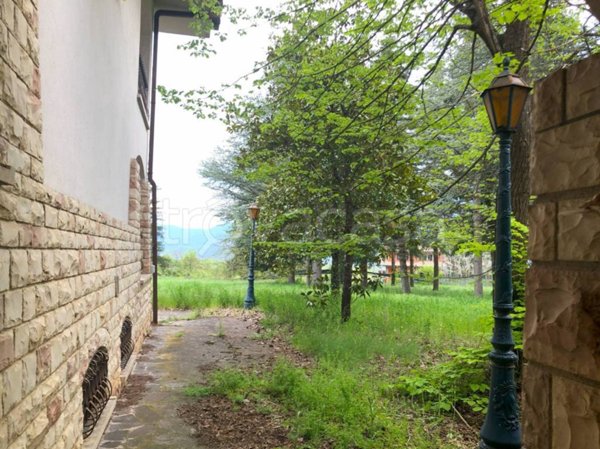 villa in vendita a Pizzoli