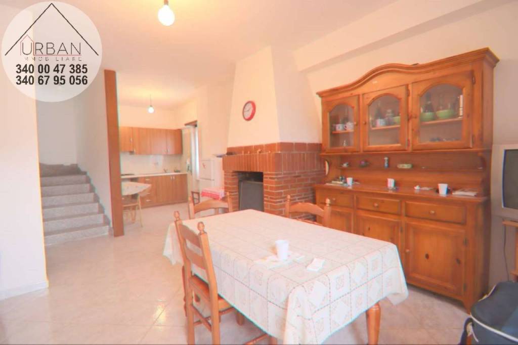 casa indipendente in vendita a Pizzoli