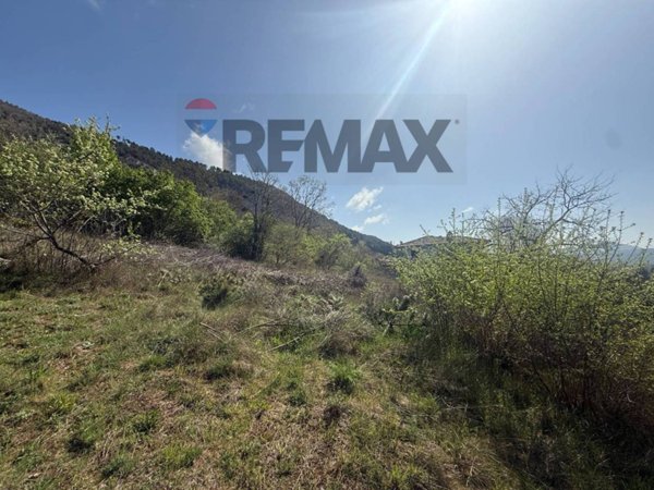 terreno edificabile in vendita a Pizzoli