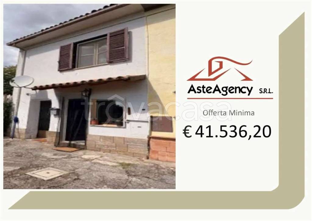casa indipendente in vendita a Pizzoli